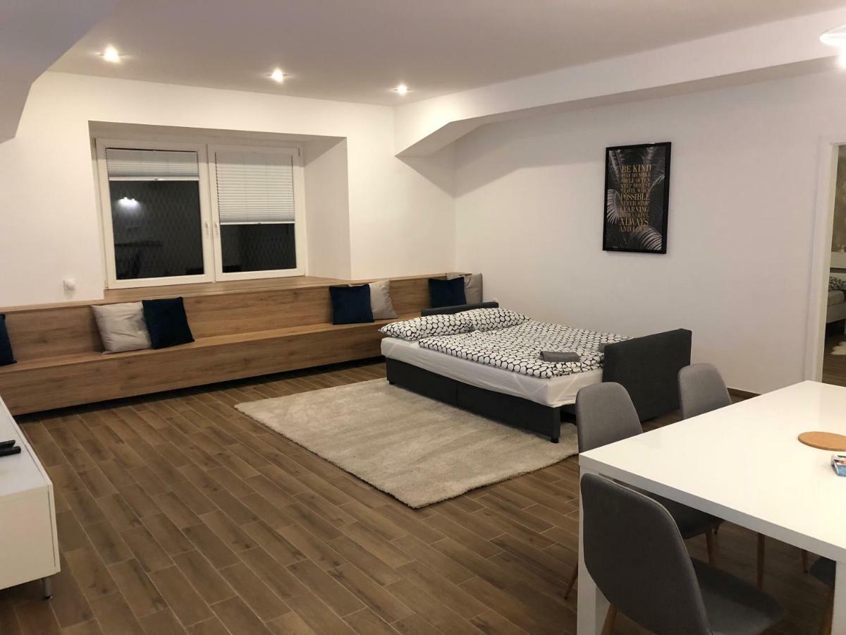 Jure Apartment In Ljubljana Dış mekan fotoğraf